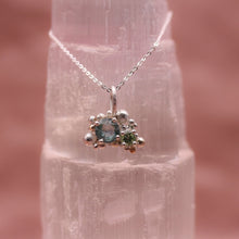 Load image into Gallery viewer, Aquamarine & Tsavorite Granulated Pendant
