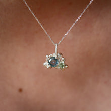 Load image into Gallery viewer, Aquamarine & Tsavorite Granulated Pendant